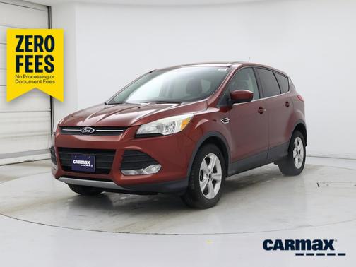 Red 2014 Ford Escape SE