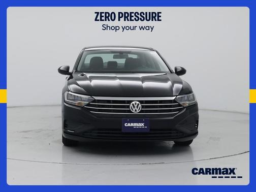 Black 2019 Volkswagen Jetta SE