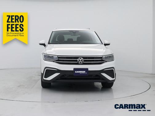 White 2023 Volkswagen Tiguan SE
