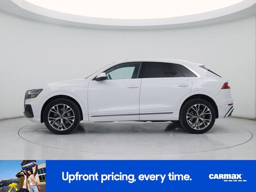 2023 Audi Q8 Premium Plus