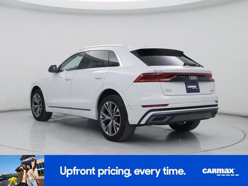 2023 Audi Q8 Premium Plus