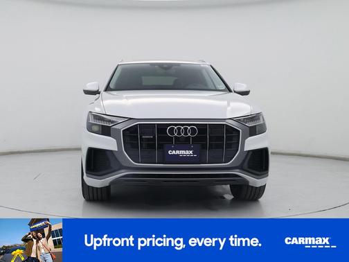 2023 Audi Q8 Premium Plus