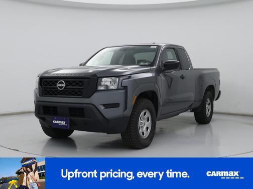 Gray 2022 Nissan Frontier S