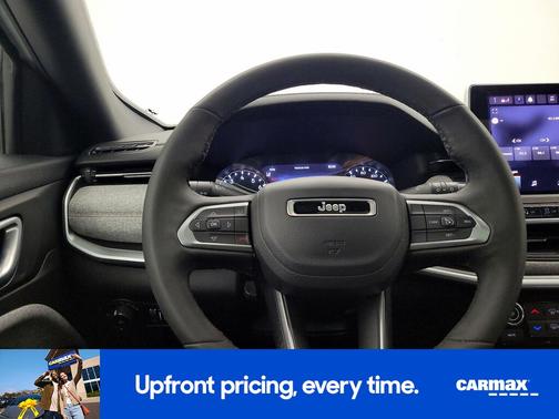 2023 Jeep Compass Latitude Lux