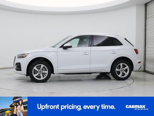 White 2023 Audi Q5 Premium