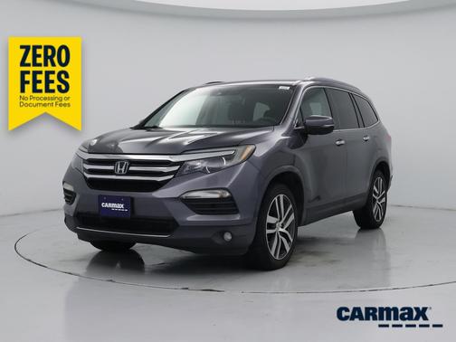 Gray 2017 Honda Pilot Touring
