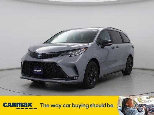 2025 Toyota Sienna XSE