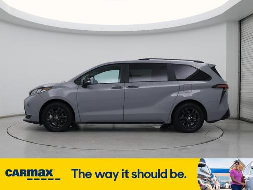 2025 Toyota Sienna XSE
