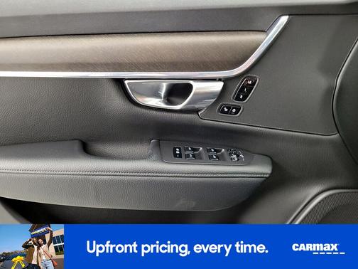 2018 Volvo V90 T6 Cross Country