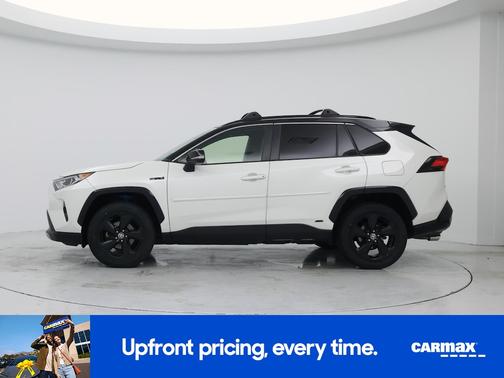 White 2020 Toyota RAV4 Hybrid XSE