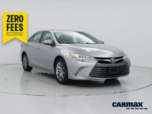 Silver 2015 Toyota Camry XLE