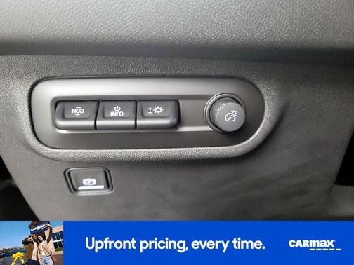 Black 2022 GMC Terrain SLT