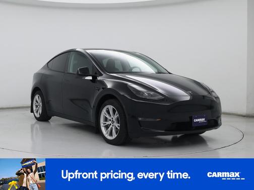 Black 2023 Tesla Model Y Long Range