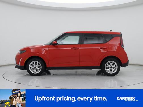 Red 2025 Kia Soul LX