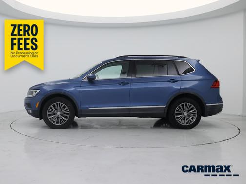 Blue 2018 Volkswagen Tiguan SE