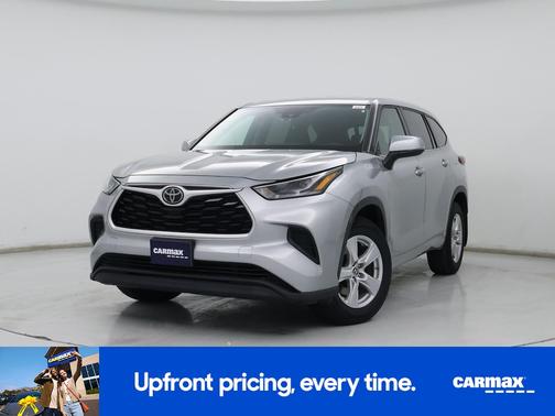 Silver 2021 Toyota Highlander L