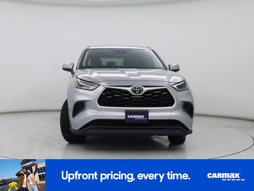 Silver 2021 Toyota Highlander L