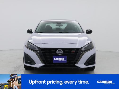 Gray 2023 Nissan Altima SR