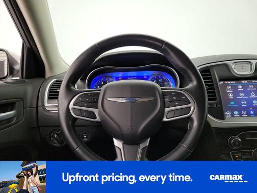 White 2022 Chrysler 300 Touring