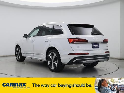 2021 Audi Q7 Premium Plus