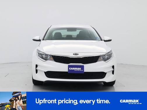 White 2018 Kia Optima LX