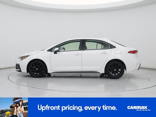 White 2021 Toyota Corolla SE