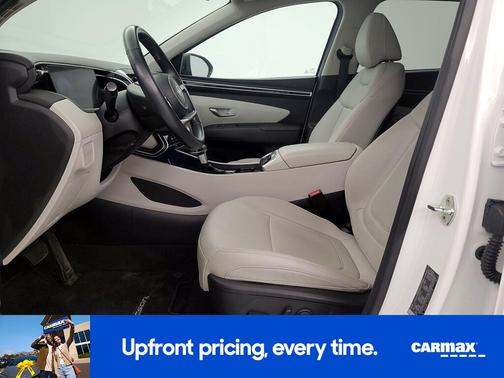 White 2023 Hyundai TUCSON SEL
