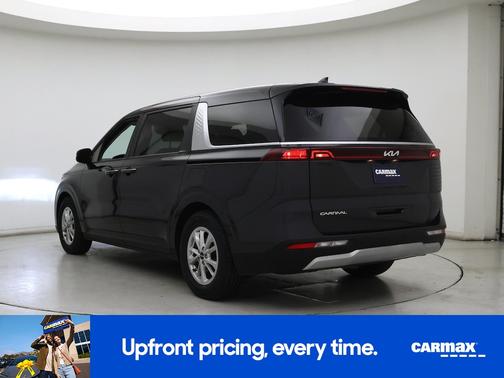 2024 Kia Carnival LX Seat Package