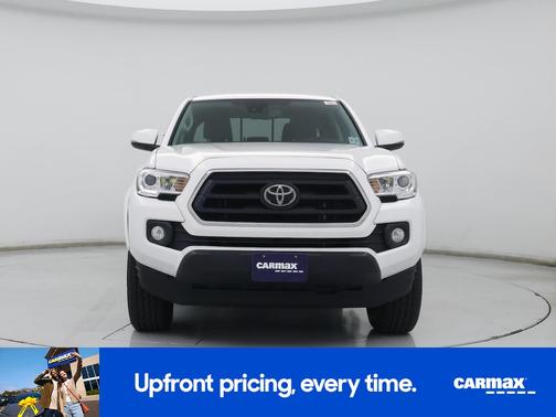 White 2022 Toyota Tacoma SR5