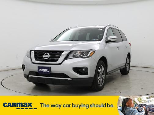 2018 Nissan Pathfinder SV