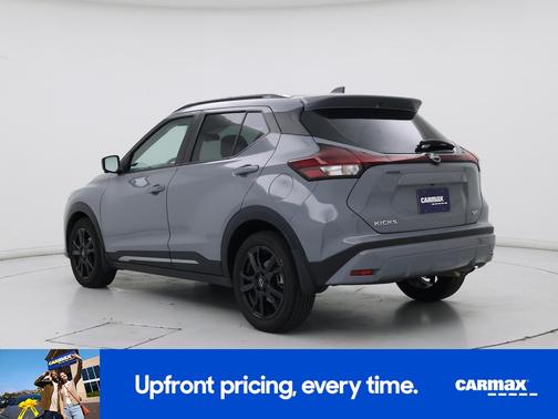 Gray 2024 Nissan Kicks SR
