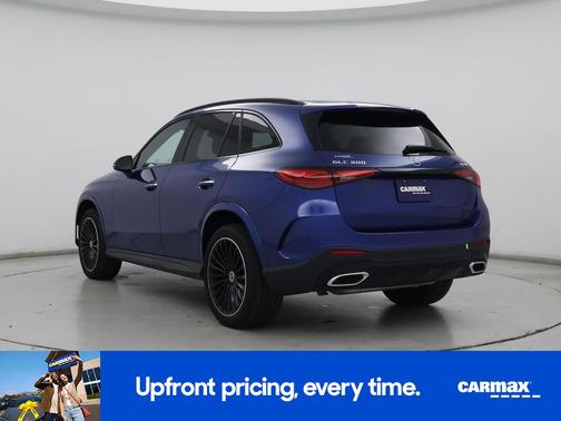 2023 Mercedes-Benz GLC 300 