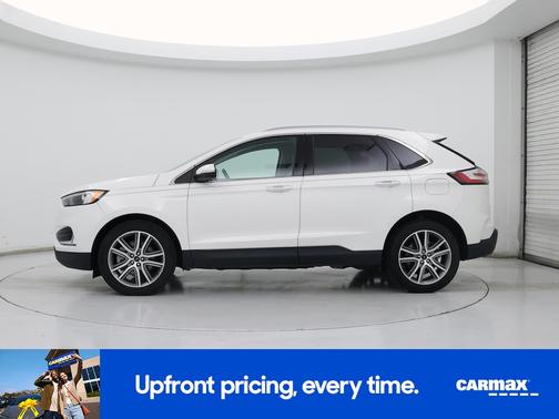 White 2023 Ford Edge Titanium
