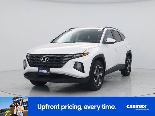 White 2023 Hyundai TUCSON SEL