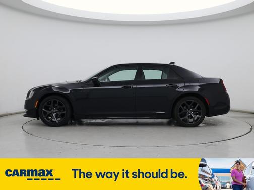 2020 Chrysler 300 Touring L