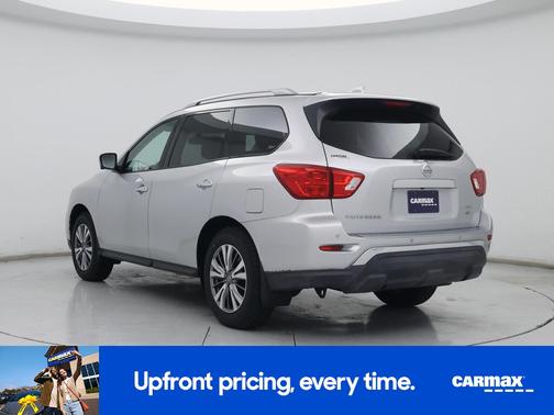 Silver 2020 Nissan Pathfinder SL