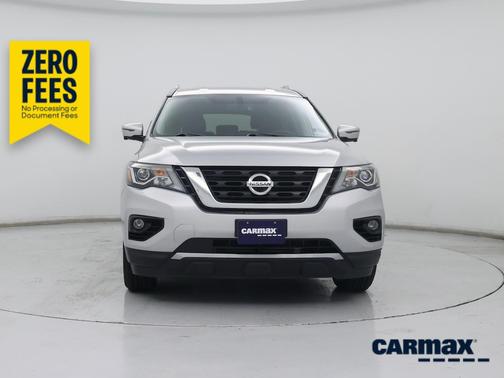 Silver 2020 Nissan Pathfinder SL