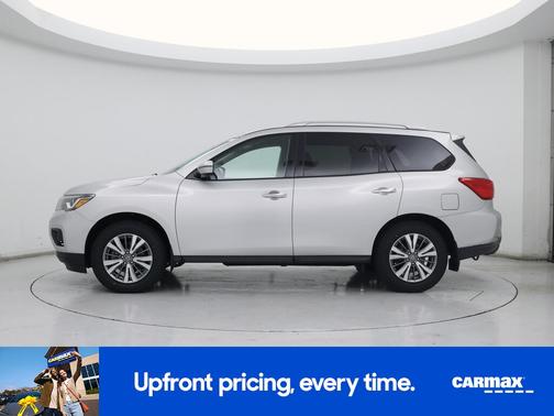 Silver 2020 Nissan Pathfinder SL