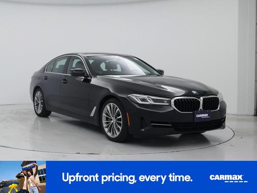 Black 2022 BMW 540 XI