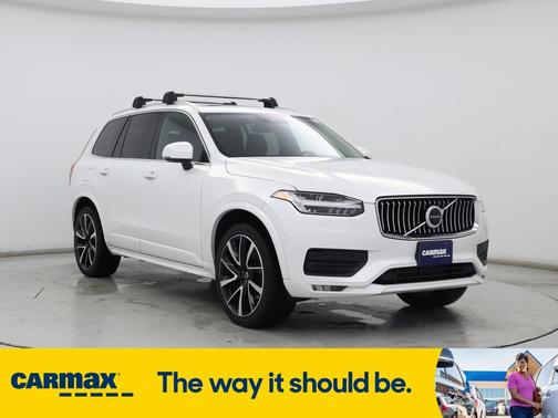 2020 Volvo XC90 T6 Momentum