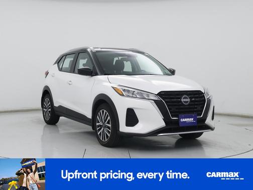 Silver 2023 Nissan Kicks SV