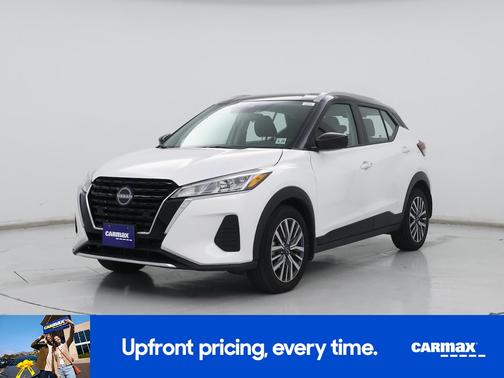 Silver 2023 Nissan Kicks SV