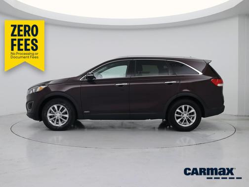 Burgundy 2016 Kia Sorento LX