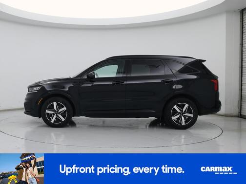 Black 2023 Kia Sorento S