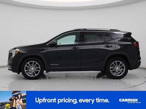 Black 2022 GMC Terrain SLT