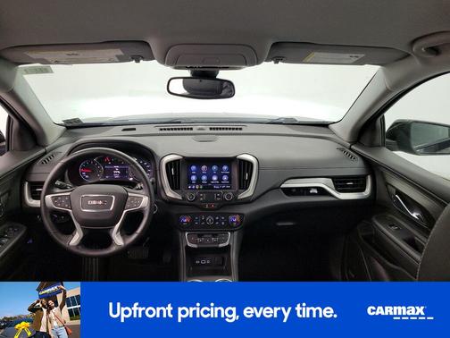 Black 2022 GMC Terrain SLT