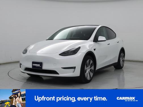White 2023 Tesla Model Y Long Range