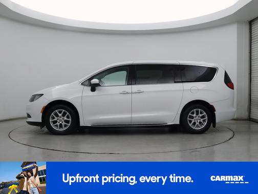 2018 Chrysler Pacifica LX