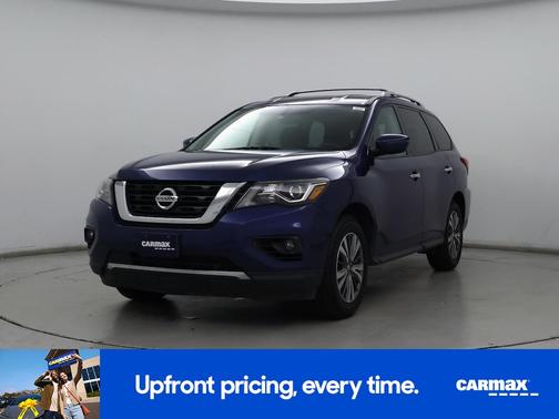 2017 Nissan Pathfinder SV