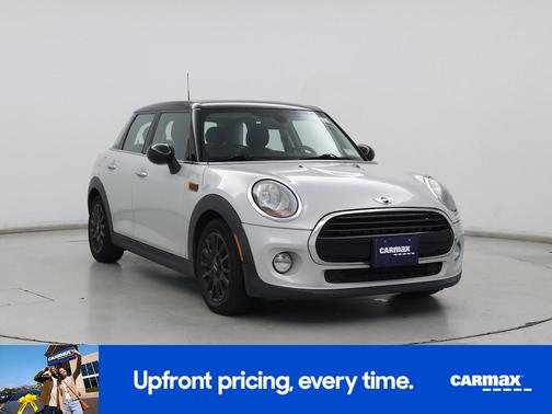 2017 MINI Hardtop Cooper